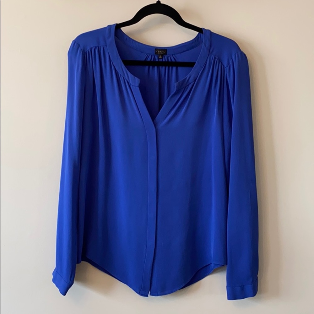 Aritzia Babaton Silk Blouse